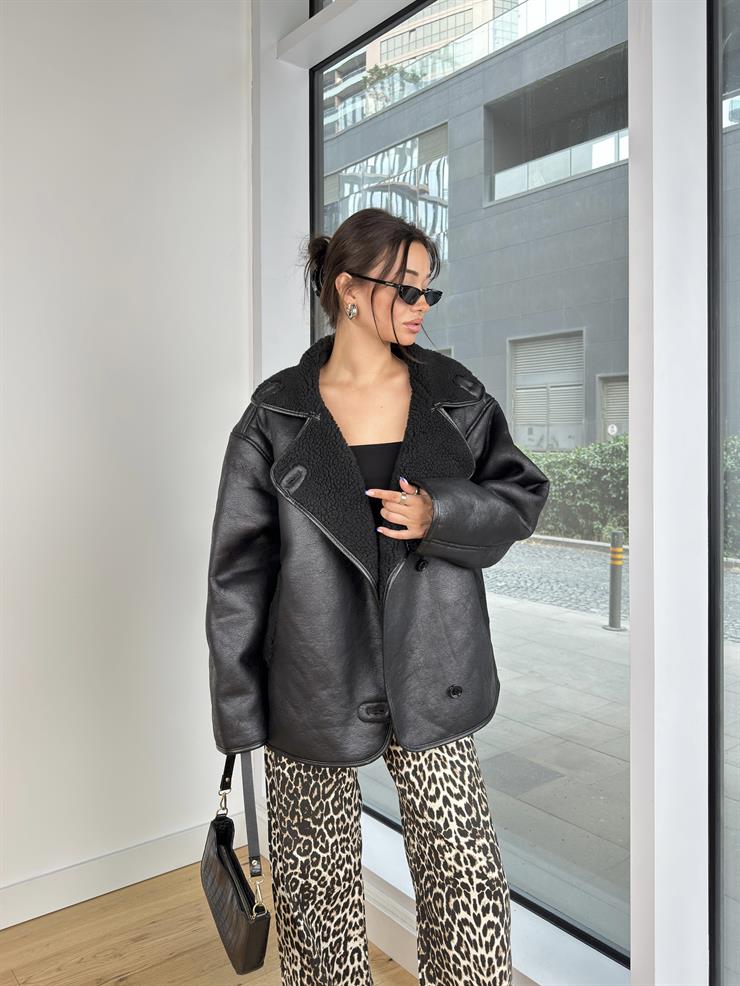 Ön Düğme Kapamalı İçi Kürklü Ithan Kadın Siyah Mont 25K119