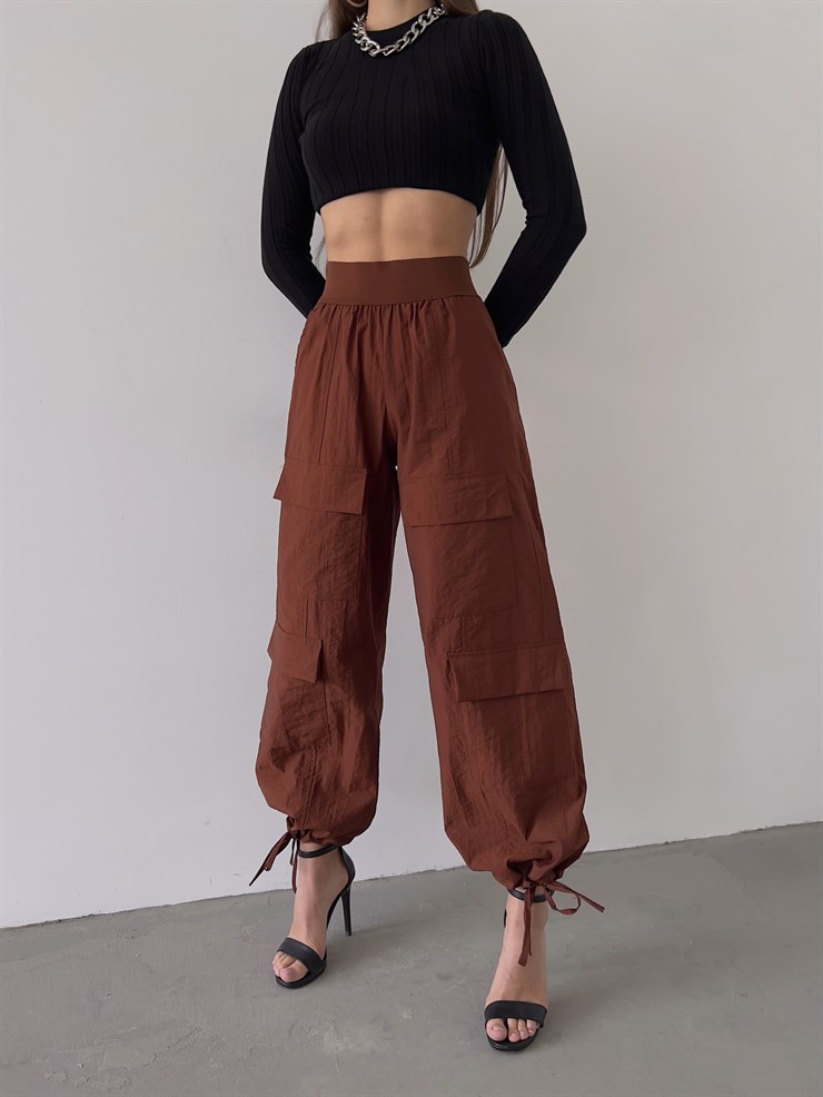 Beli Lastik Paçası Ayarlanabilir İp Bağlamalı Iyanna Kadın Kahve Paraşüt Pantolon 23K000213