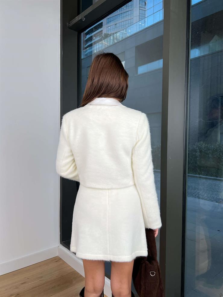 Kalpli Düğmeli Hırka Mini Etek İzabel Kadın Ekru Takım 24k411