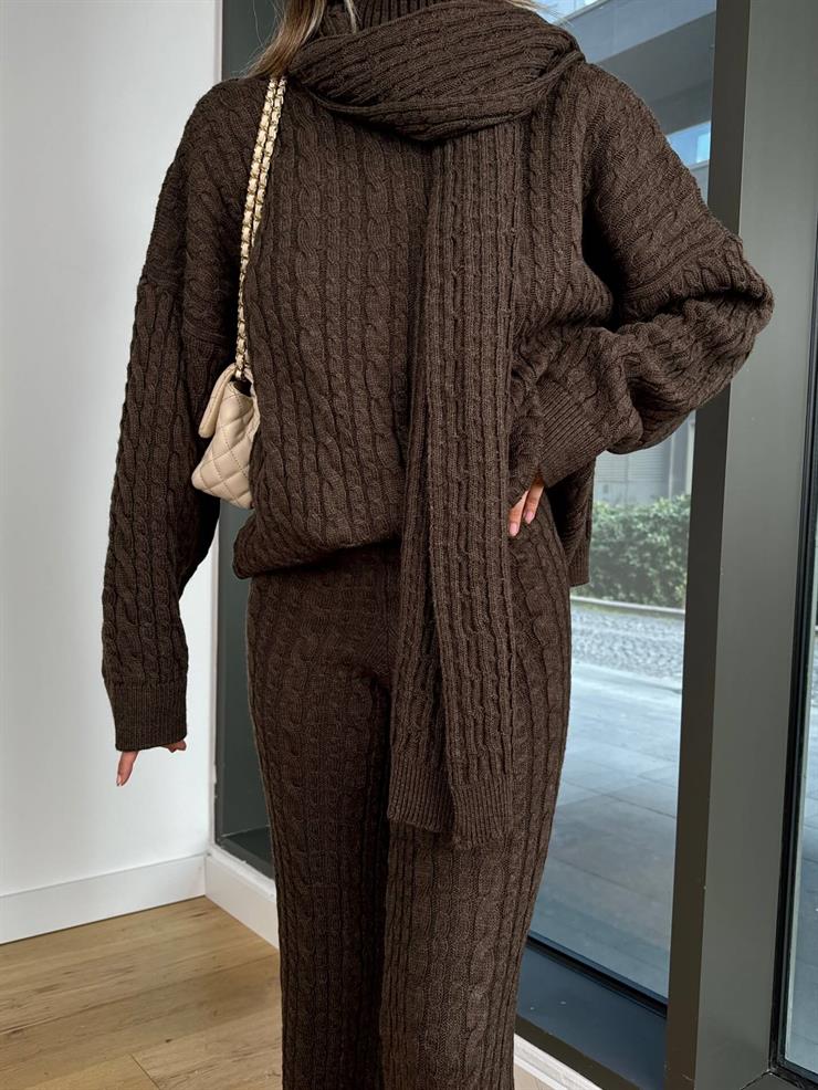 Boğazlı Oversize Kazak Bol Paça Pantolon Ve Atkı Jaka Kahve Kadın Takım 25K490