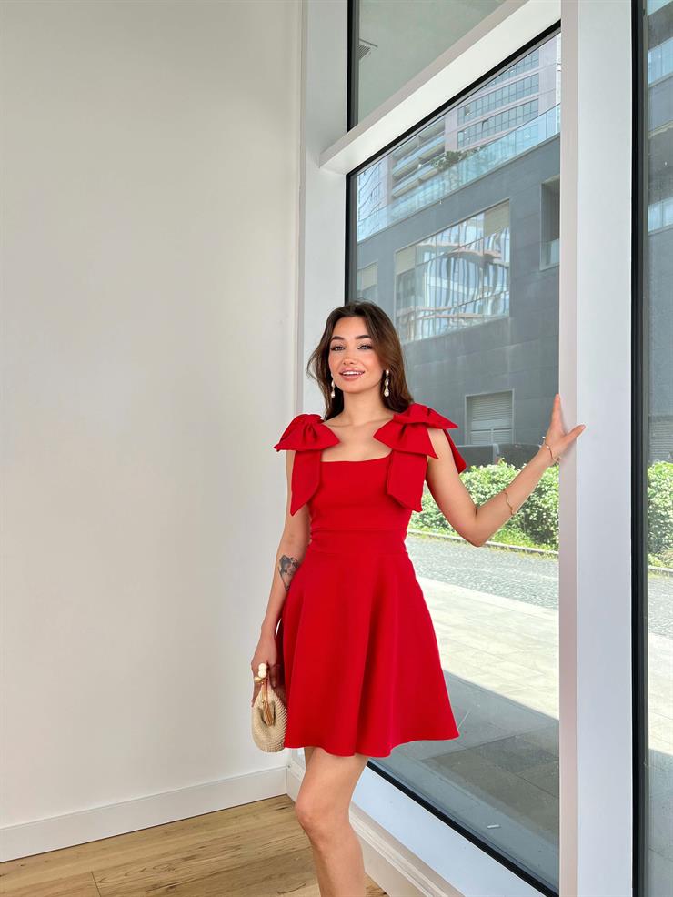 Askısı Fiyonk Detaylı Janis Kadın Kırmızı Mini Elbise 24Y604