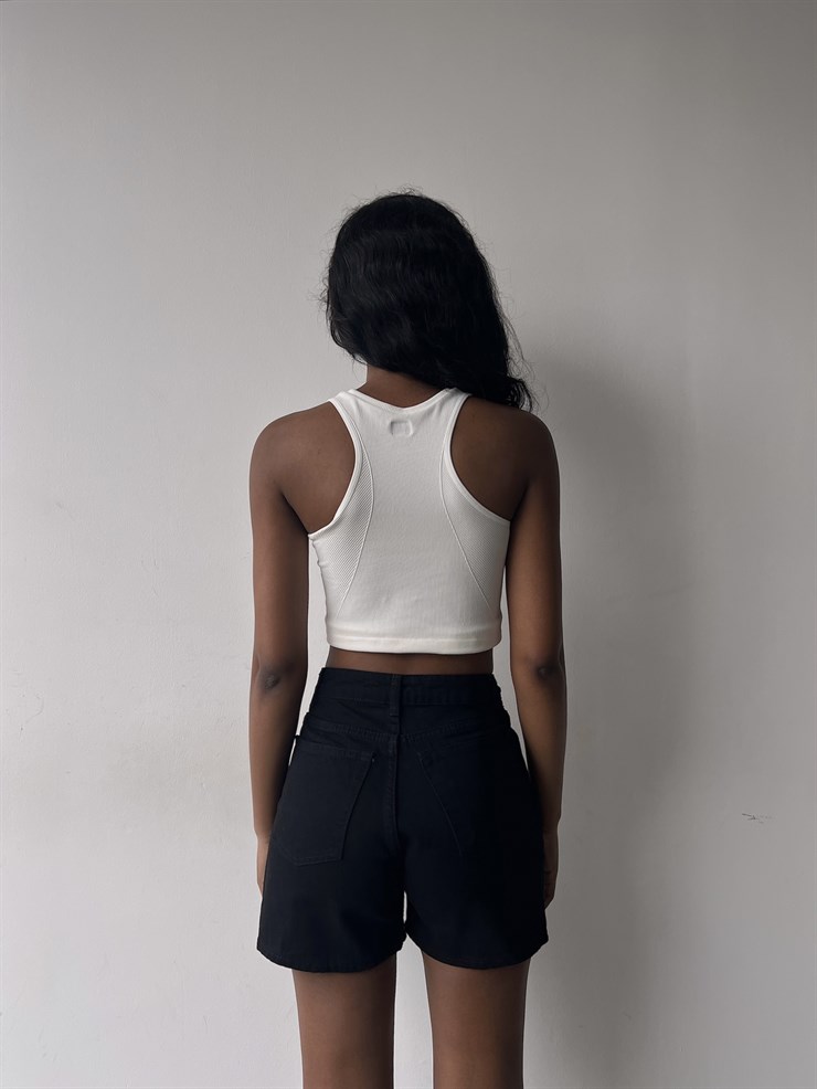 Yüksek Bel Yanları Cepli Kadın Siyah Jean Şort 21Y000260