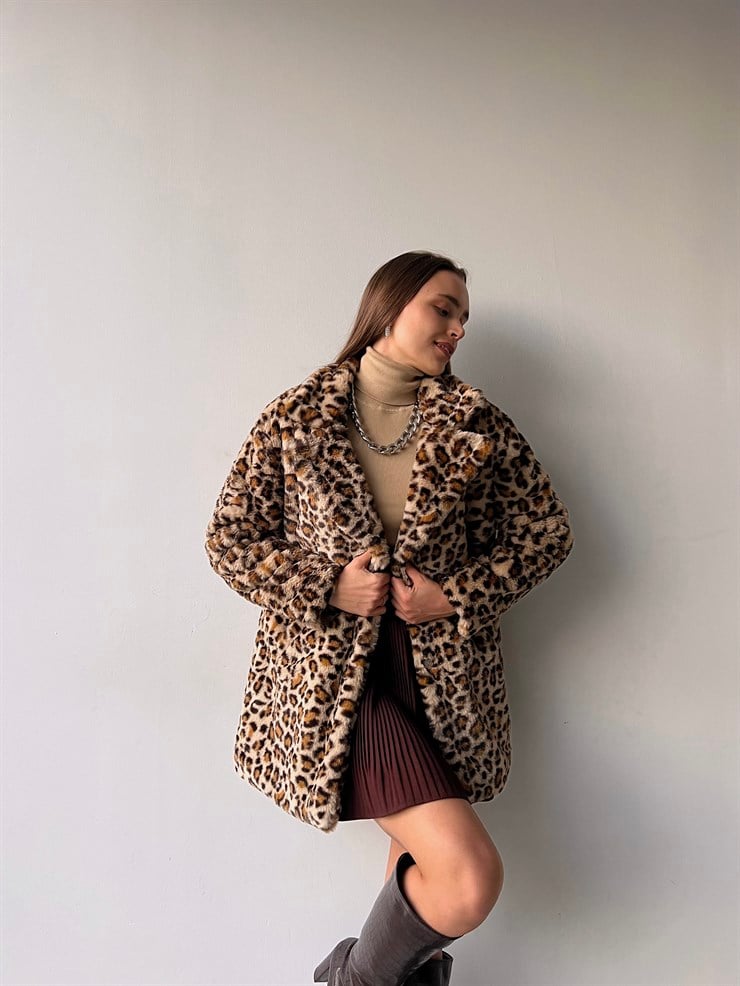 Leopar Desenli Çıtçıt Kapamalı Jediel Kadın Kürk Mont 23K000269