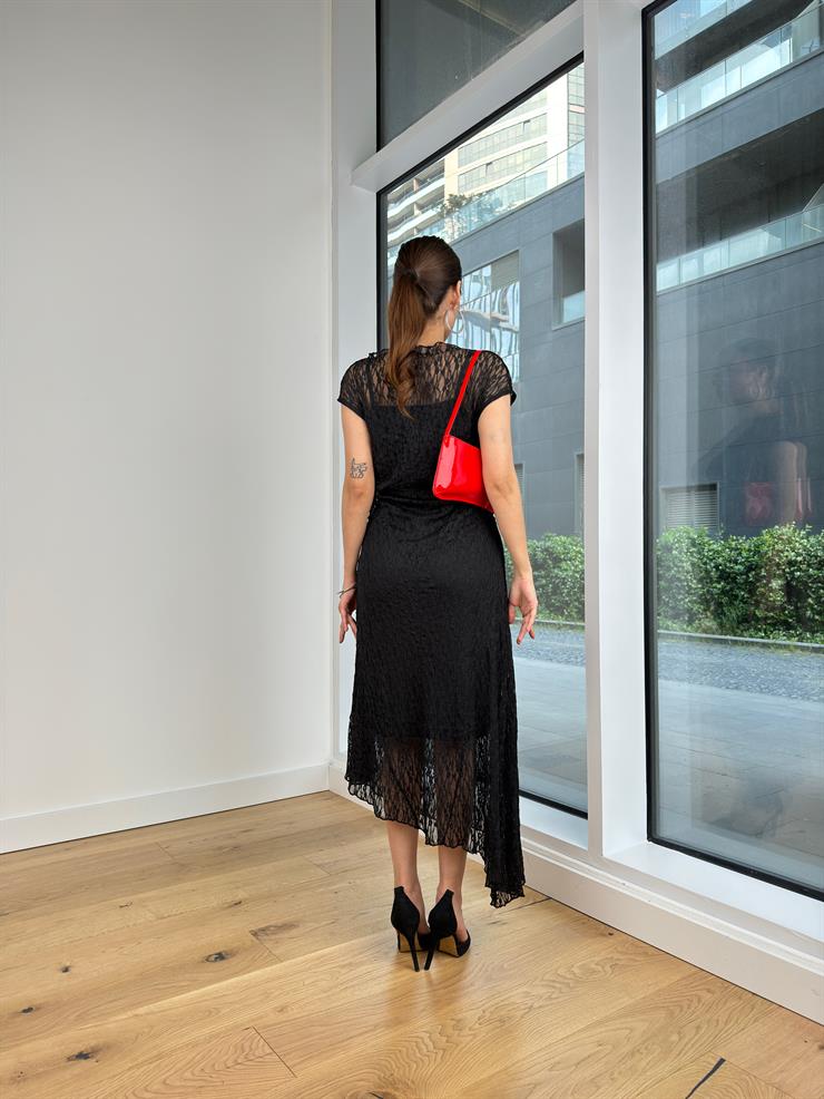 İç Astarı Askılı Dışı Dantel Jirka Kadın Siyah Midi Elbise 24Y577