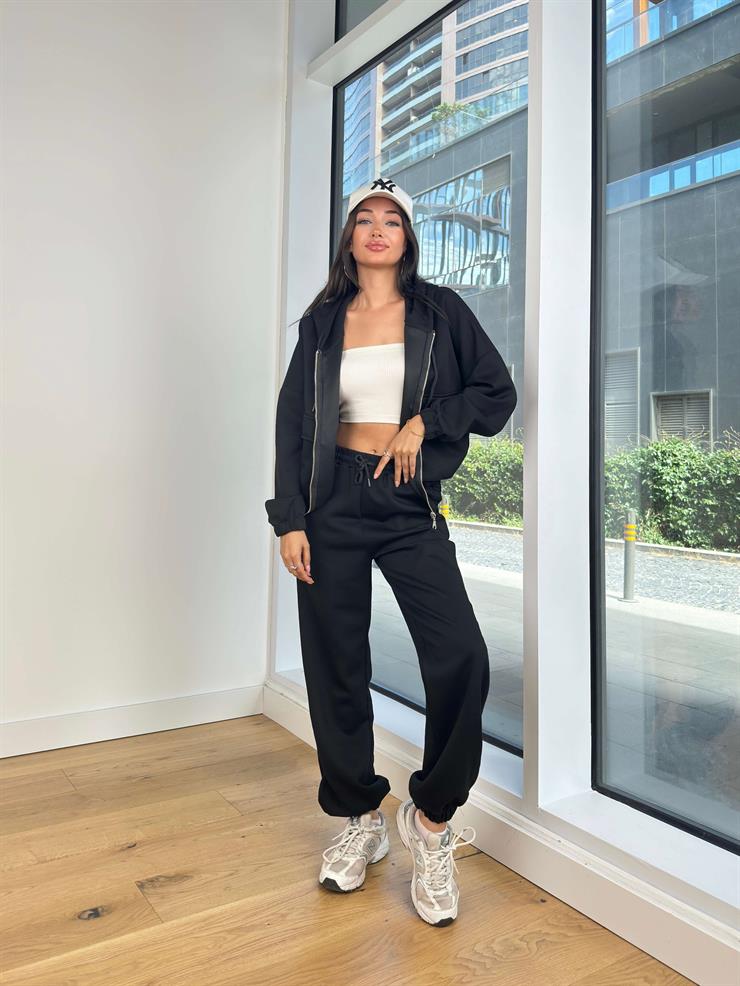 Kapüşonlu Önü Fermuar Kapamalı Sweatshirt Beli Lastikli Ve Bağcıklı Eşofman Altı Johan Siyah Kadın Takım 25K105