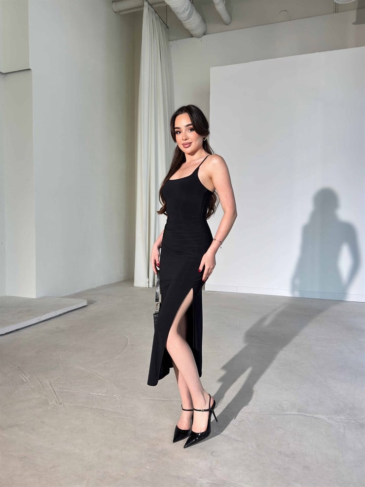 İnce Askılı Yırtmaçlı Midi Boy Siyah Jolie Kadın Elbise 26Y304