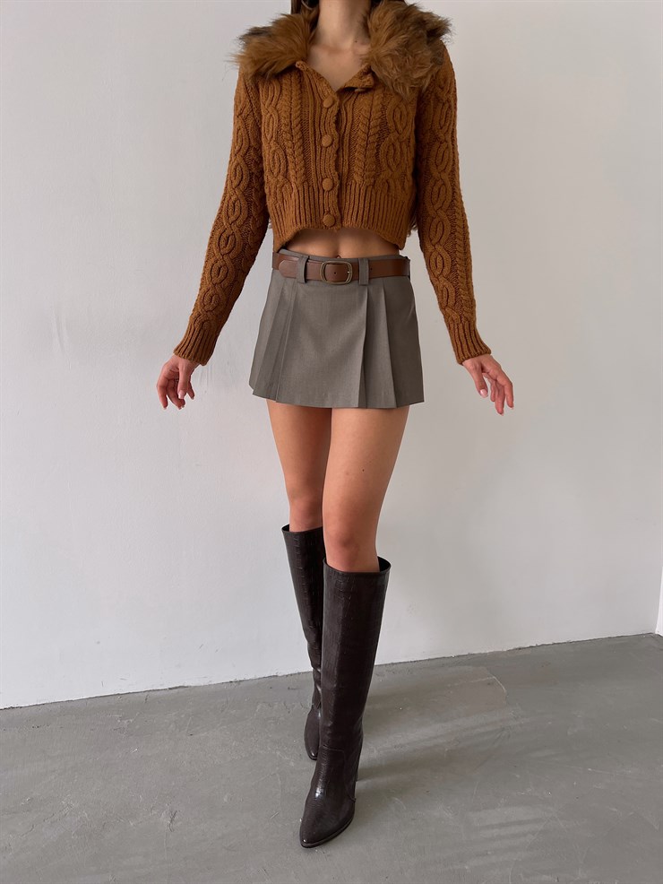 Ön Düğme Kapamalı Jorge Yaka Tüylü Kadın Taba Hırka 23K000263