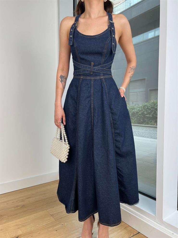 Kemer Görünümlü Arkası Çapraz Askılı Eteği Volanlı Josefa Kadın Lacivert Kot Elbise 24Y370