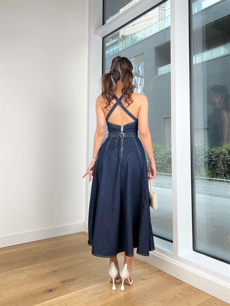 Kemer Görünümlü Arkası Çapraz Askılı Eteği Volanlı Josefa Kadın Lacivert Kot Elbise 24Y370