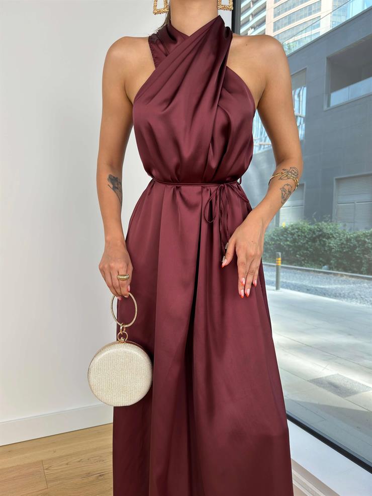 Boyundan Çapraz Görünümlü Belden Bağcıklı Julija Kadın Bordo Saten Tulum 25K033