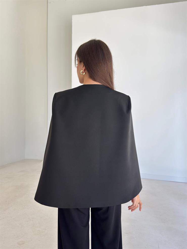 Omzu Vatkalı Jully Kadın Siyah Pelerin Ceket 26K024