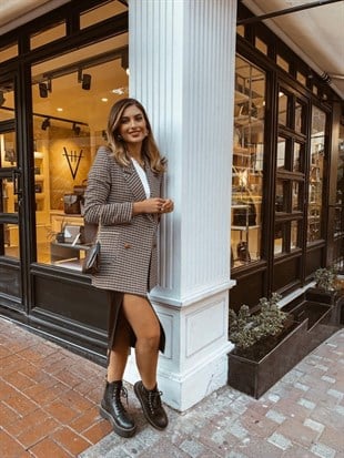 Kruvaze Kazayağı Desenli Kadın Camel Ceket 21K000081