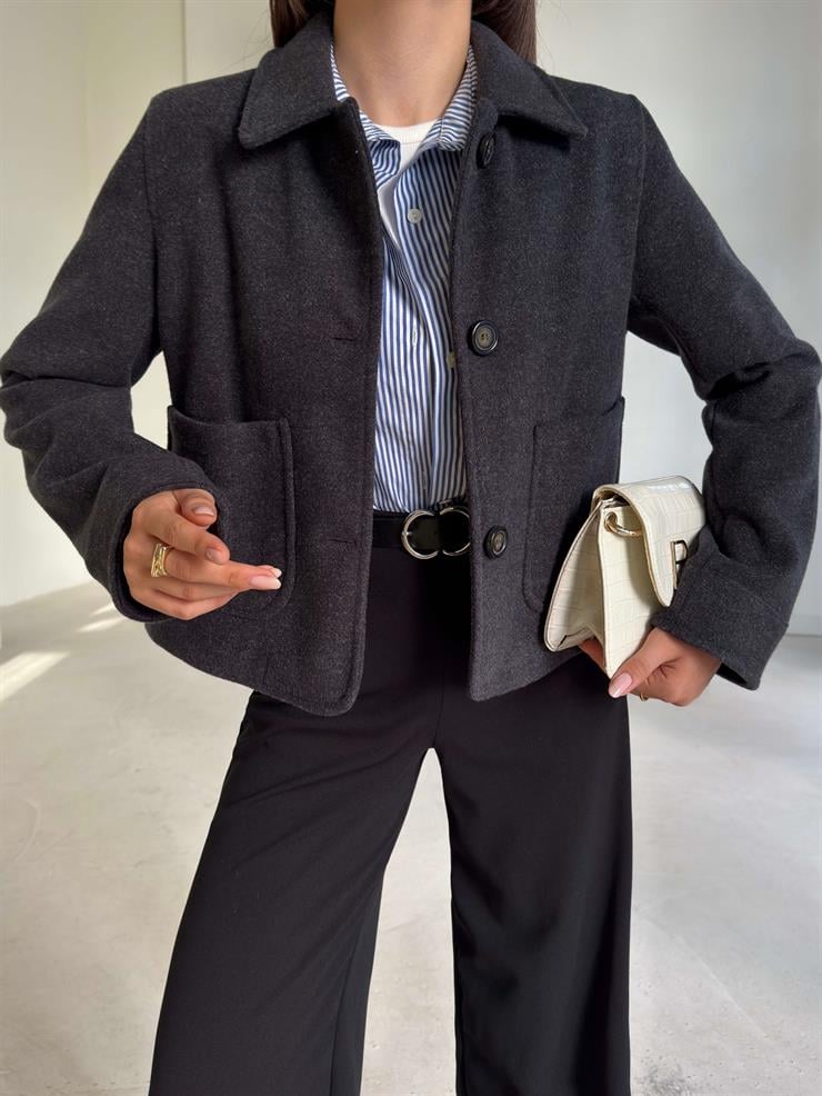 Önü Cepli Düğmeli Kalder Antrasit Kadın Ceket 26K146