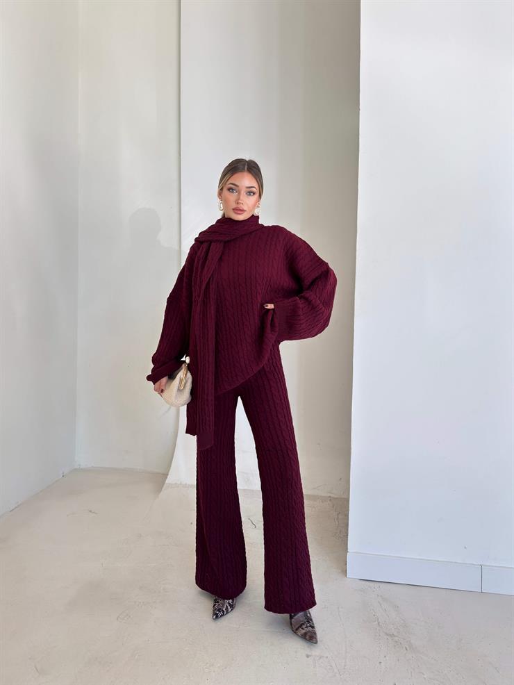 Oversize Kazak Bol Paça Pantolon Ve Atkılı Kalli Kadın Bordo Üçlü Triko Takım 26K093