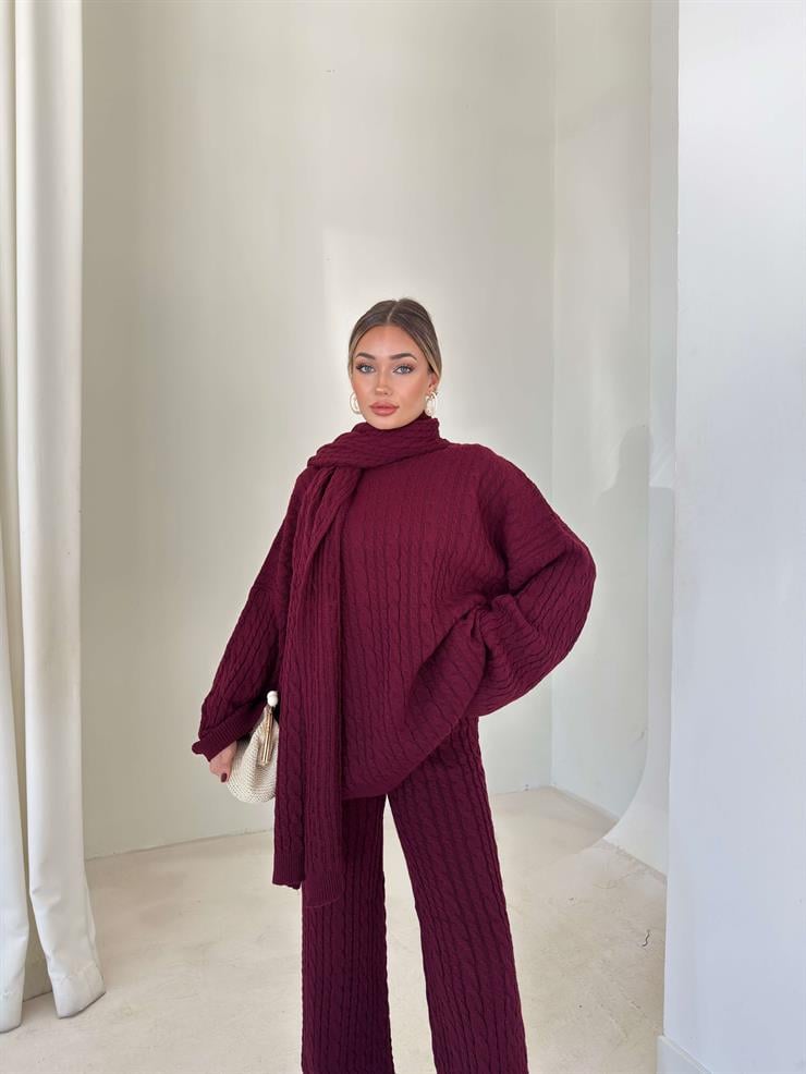 Oversize Kazak Bol Paça Pantolon Ve Atkılı Kalli Kadın Bordo Üçlü Triko Takım 26K093