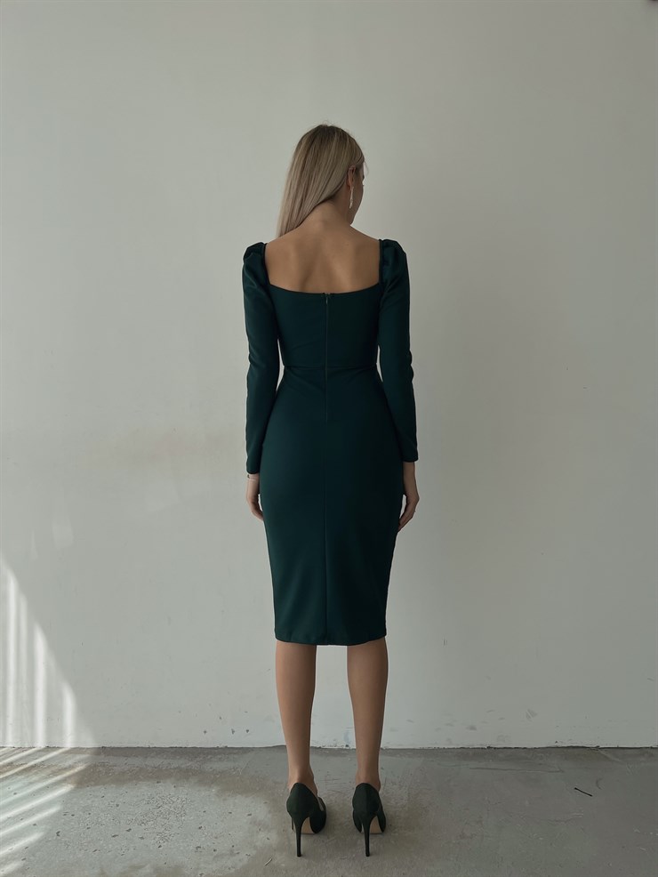 Kalp Yaka Göğüs Çevresi Taş Detaylı Uzun Kollu Libero Kadın Zümrüt Midi Boy Elbise 23K000102