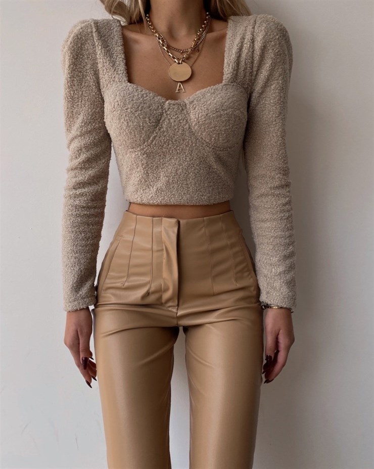 Kalp Yaka Havlu Kumaş Buklet Kadın Vizon Bluz 22K000248