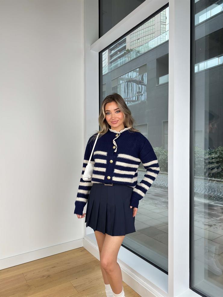 Düğme Kapamalı İşleme Detaylı Çizgili Kanzi Lacivert Kadın Hırka 25K411