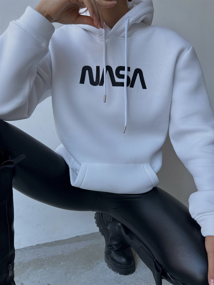 Kapüşonlu Cepli Nasa Yazılı Coman Kadın Beyaz Sweatshirt 23K000123