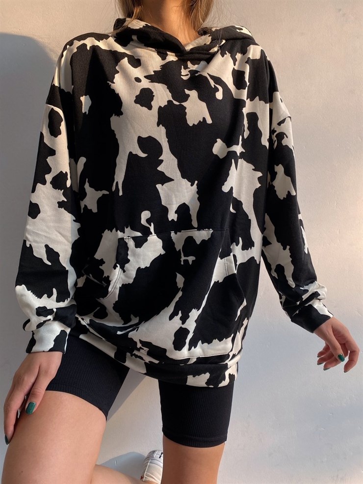 Kapüşonlu Dalmaçya Desenli Kadın Siyah Sweatshirt 21Y000551