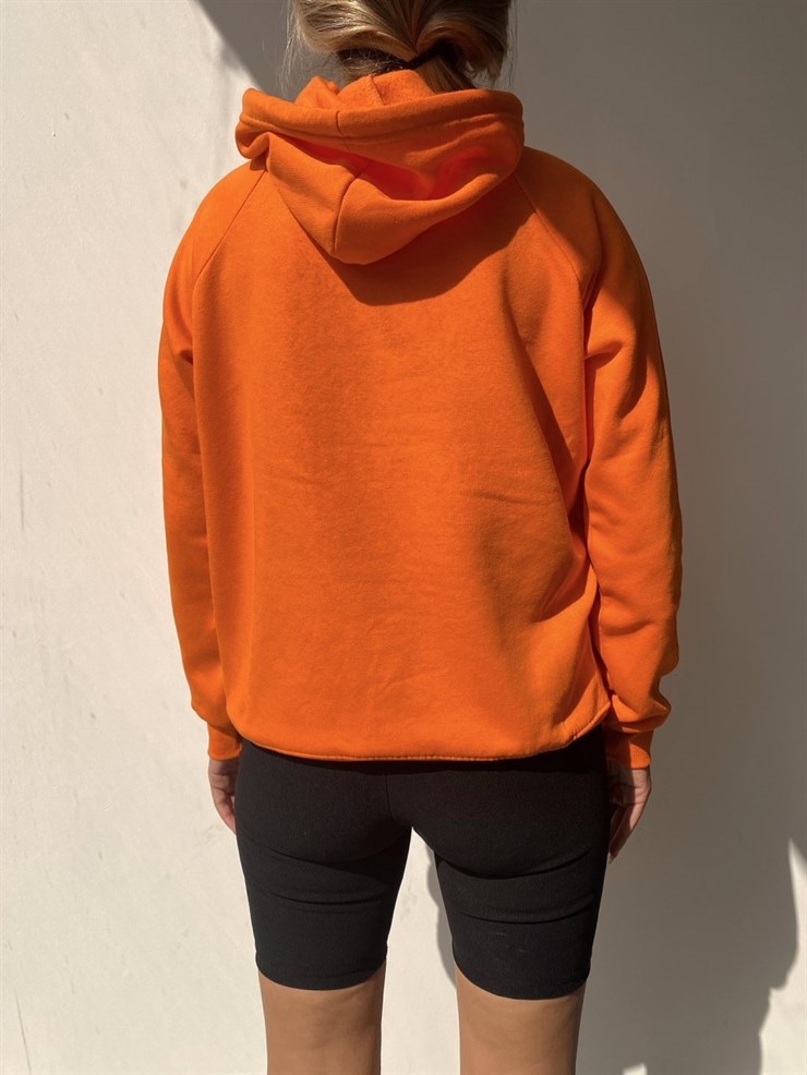 Kapüşonlu Kanguru Cepli Kadın Turuncu Sweat 22K000124
