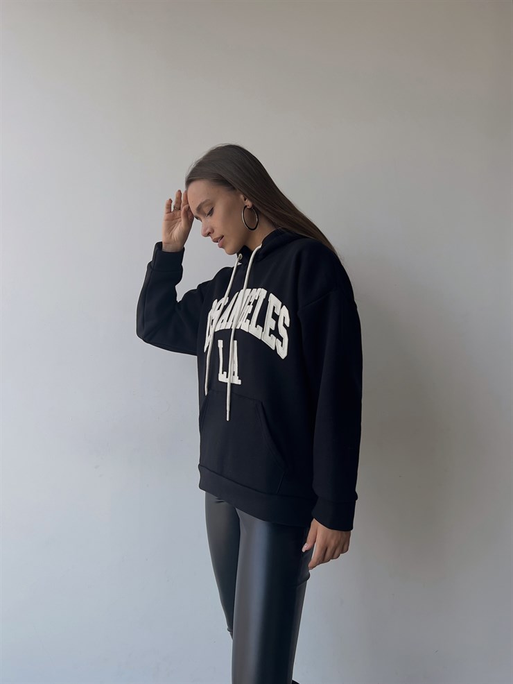 Kapüşonlu Kanguru Cepli Los Angeles Yazılı Tazia Kadın Siyah Sweatshirt 23K000067