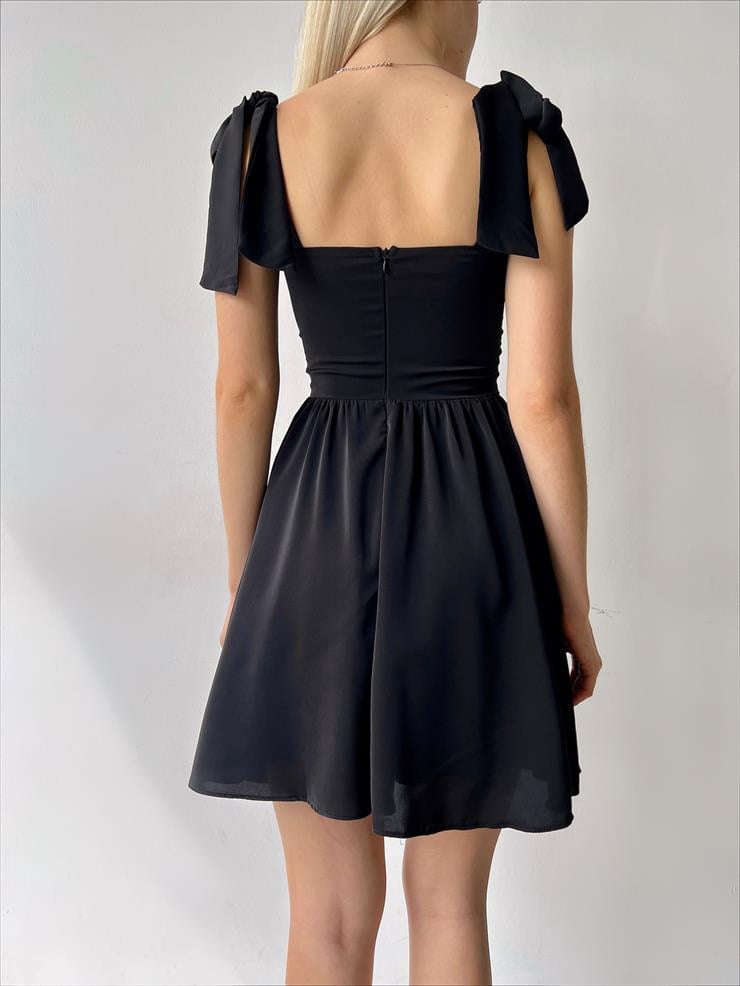 Kare Yaka Bağlamalı Kalın Askı Margo Kadın Siyah Mini Elbise 23Y000160