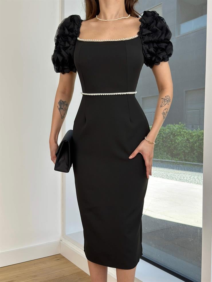 Kare Yaka Balon Kol İnci Detaylı Dael Kadın Siyah Midi Elbise 24Y512