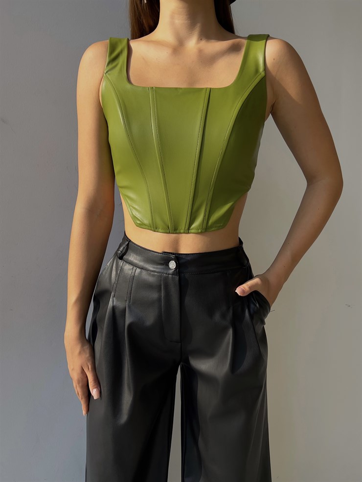 Kare Yaka Kalın Askı Korse Elian Vegan Deri Crop Bluz 23K000147