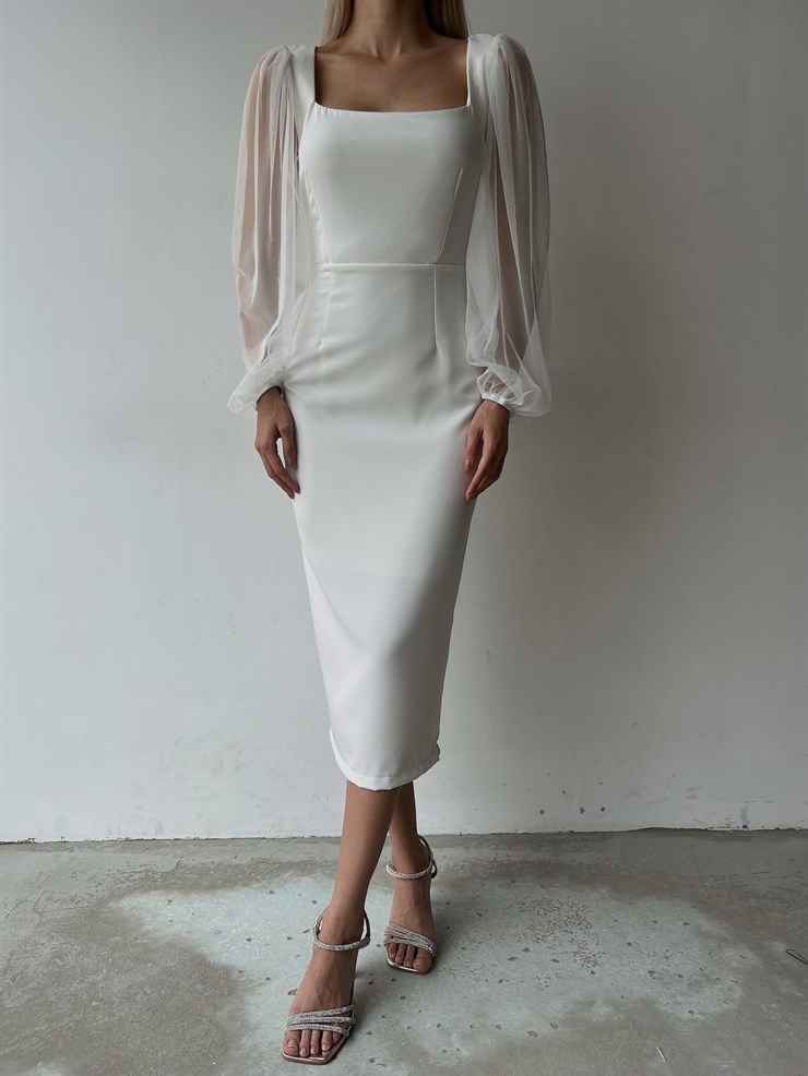 Kare Yaka Kolları Tül Arka Etek Kısmı Yırtmaçlı Jarlan Kadın Beyaz Midi Boy Elbise 23K000097