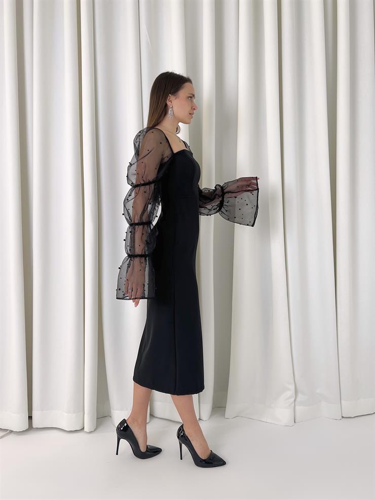 Kare Yaka Omzu Lastikli Uzun Tül Kol Pattern Kadın Siyah Midi Elbise 23K000443