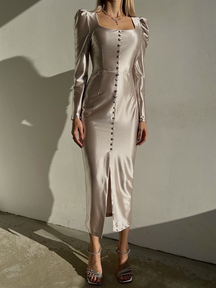 Kare Yaka Önü Düğme Detaylı Uzun Kollu Önden Yırtmaçlı Lupiter Kadın Bej Elbise 23K000094