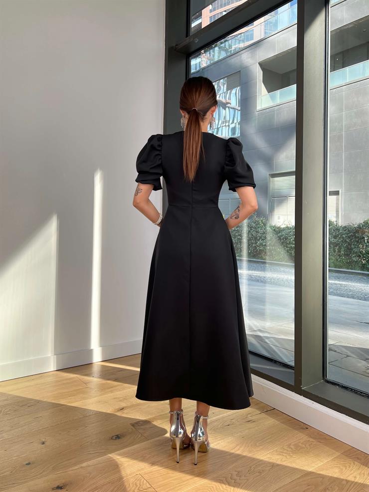 Eteği Volanlı Kısa Balon Kol Kareem Kadın Siyah Elbise 24Y085