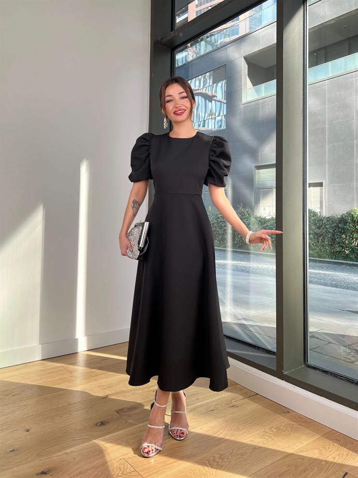 Eteği Volanlı Kısa Balon Kol Kareem Kadın Siyah Elbise 24Y085