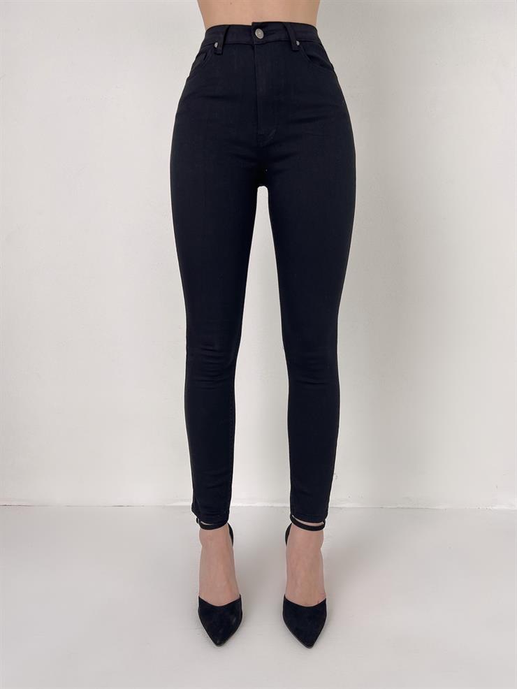 Yüksek Bel Karin Kadın Siyah Dar Paça Jean 23K000390
