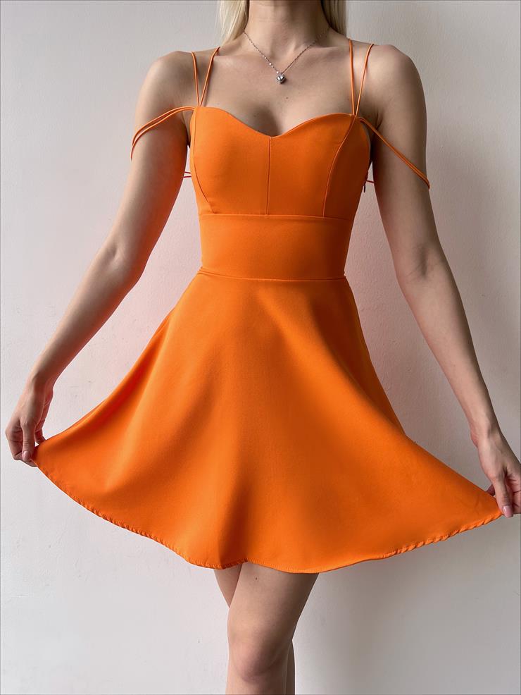 İnce İp Askılı Belden Oturtmalı Arkası Çapraz Detaylı Katriel Kadın Turuncu Mini Elbise 23Y000269