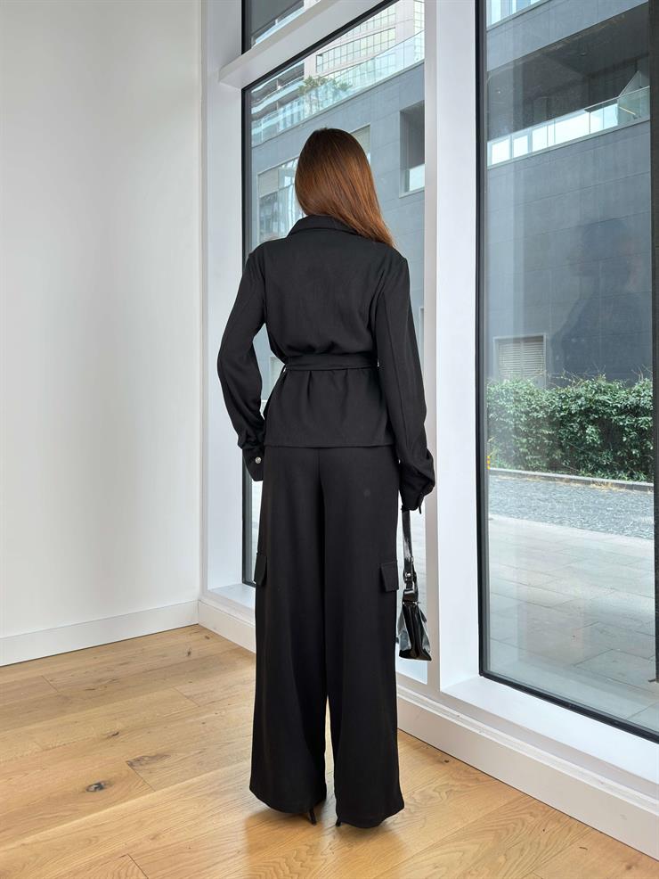 Önü Çıtçıt Kapamalı Belden Kuşaklı Ceket Bol Paça Pantolon Katrin Siyah Kadın İkili Takım 25K090