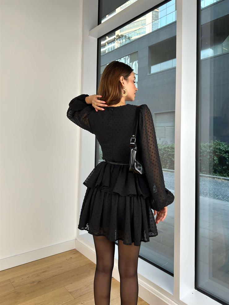 Uzun Tül Kol Eteği Katlı Puantiyeli Keleri Kadın Siyah Mini Elbise 25K024