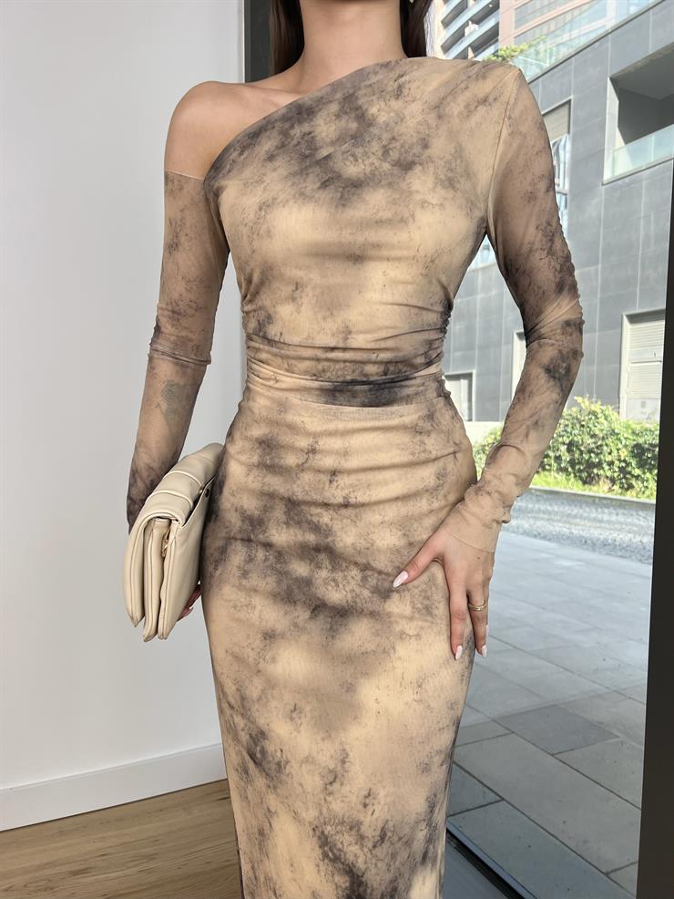 Tek Omuz Detay Uzun Tül Kol Kelina Kadın Camel Desenli Midi Elbise 24k436