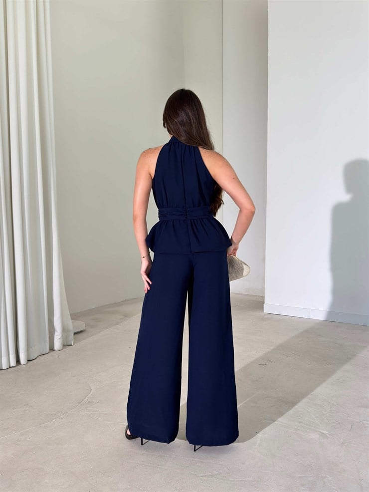 Halter Yaka Aksesuarlı Lacivert Kendra Kadın Tulum 26Y336