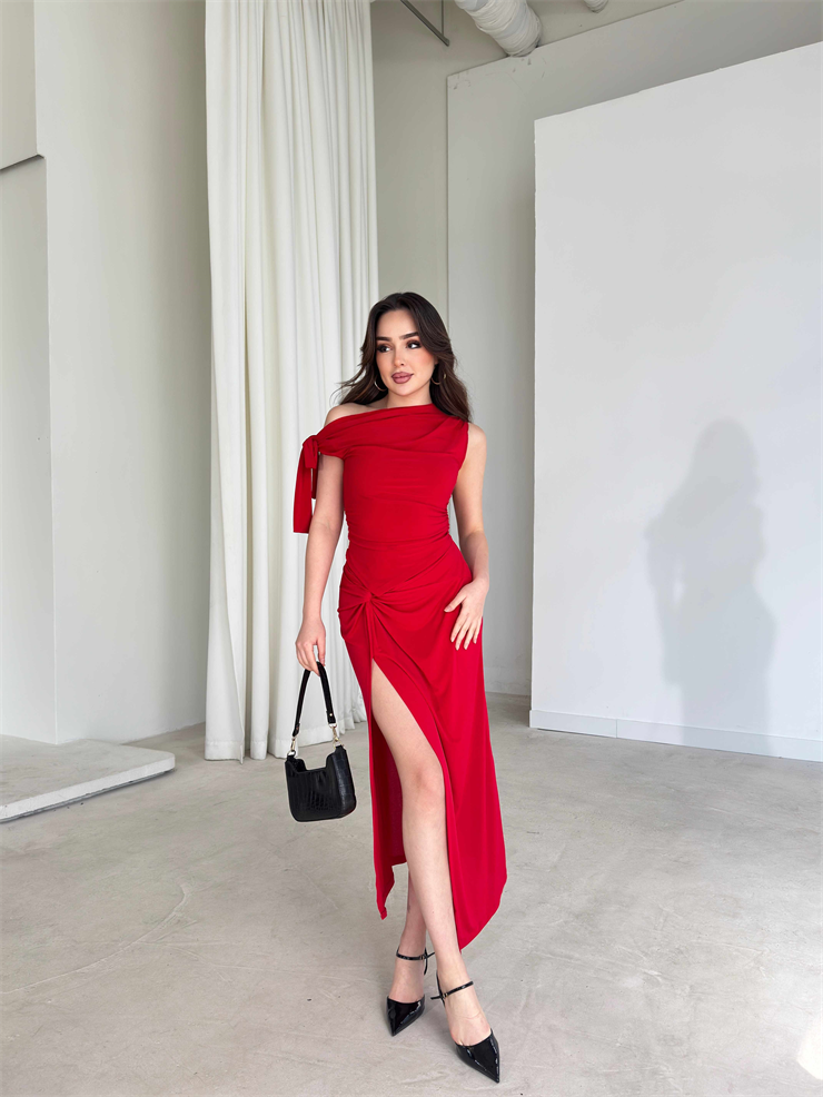 Omuzdan Bağlamalı Eteği Yırtmaçlı Midi Boy Kırmızı Kenna Kadın İkili Takım 26Y166