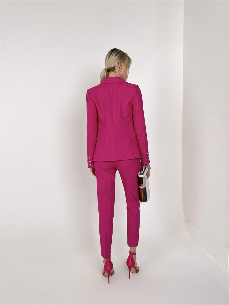 Kruvaze Yaka Önü Düğmeli Blazer Ceket Yüksek Bel Önü Düğme Kapamalı Keoda Kadın Fuşya İkili Takım 23Y000158