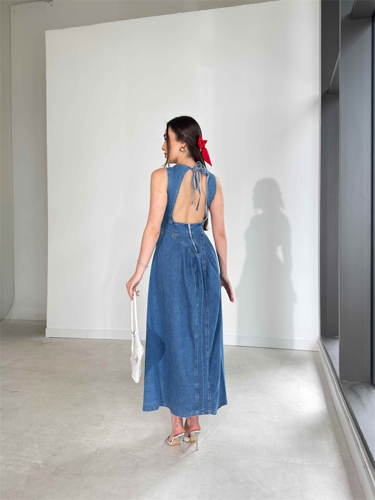 Arkası İp Bağlamalı Pencere Detaylı Eteği Çan Model Kevran Mavi Kadın Kot Elbise 26Y121