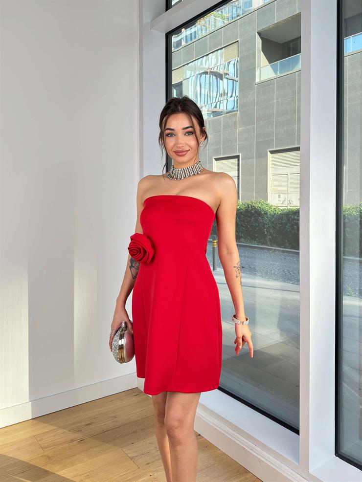 Straplez Çiçek Detaylı Keyler Kırmızı Kadın Mini Elbise 25K359