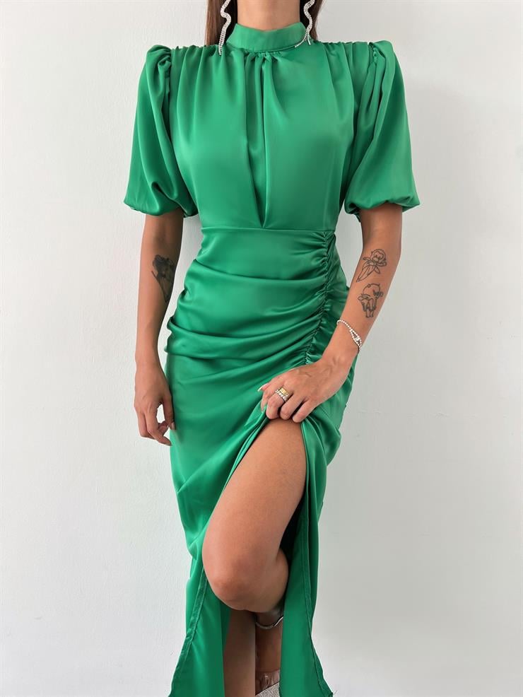 Kısa Kol Saten Önden Yırtmaçlı Drape Gage Kadın Yeşil Elbise 22K000431