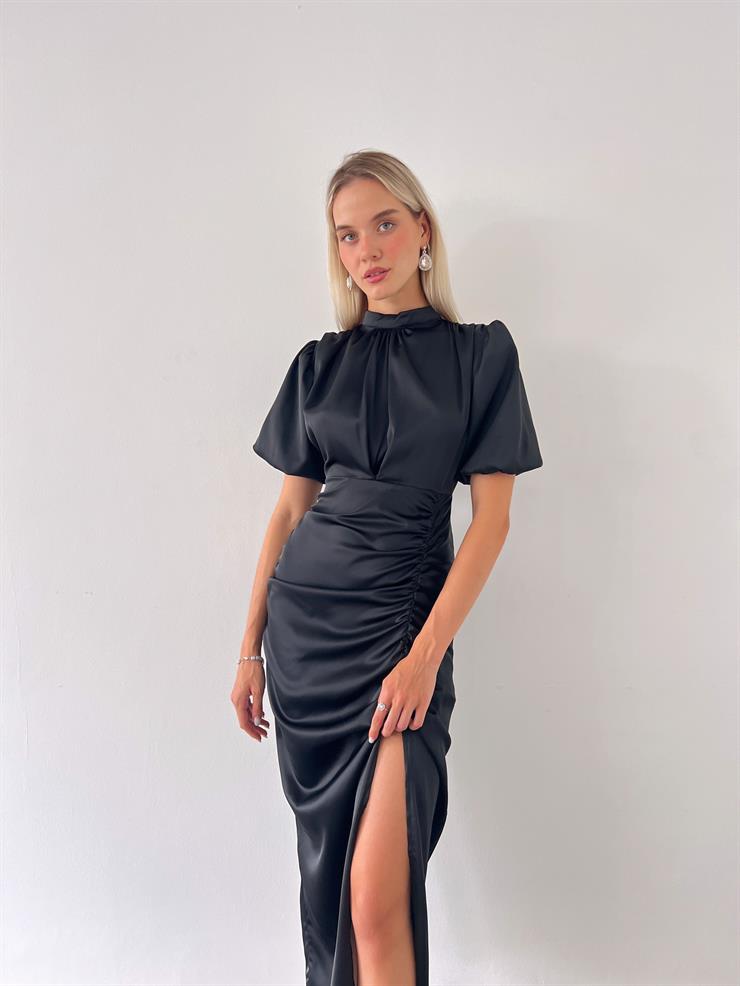 Kısa Kol Saten Önden Yırtmaçlı Drape Gage Kadın Siyah Elbise 22K000431