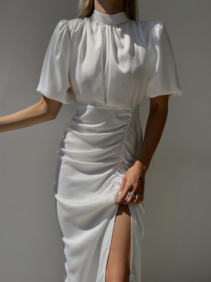 Kısa Kol Saten Önden Yırtmaçlı Drape Gage Kadın Beyaz Elbise 22K000431