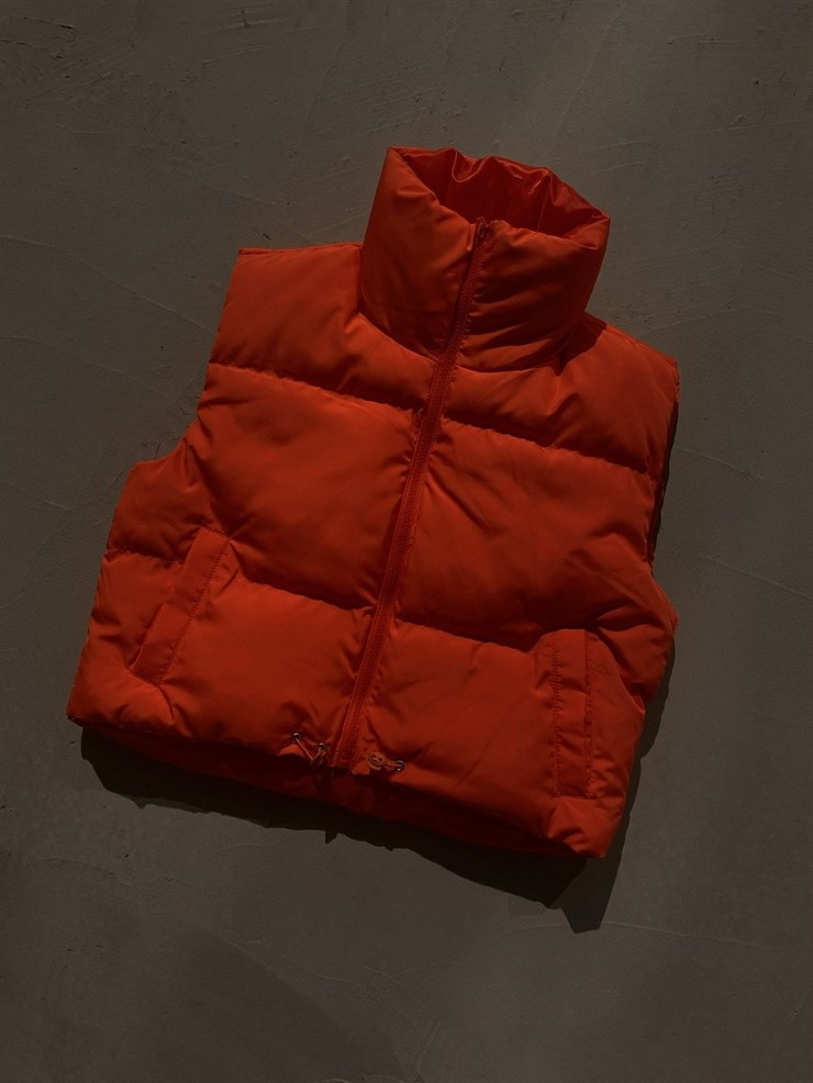 Kısa Şişme Dik Yaka Kadın Turuncu Yelek 22K000037