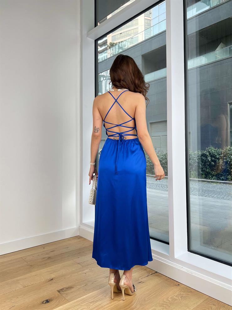 Arkadan Çapraz Askılı Saten Kito Kadın Saks Elbise 24Y318