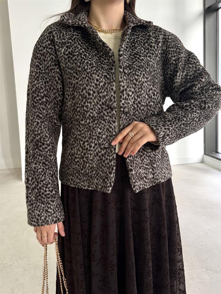 Desenli Önü Düğmeli Kıvena Kahve Kadın Peluş Mont 26K375